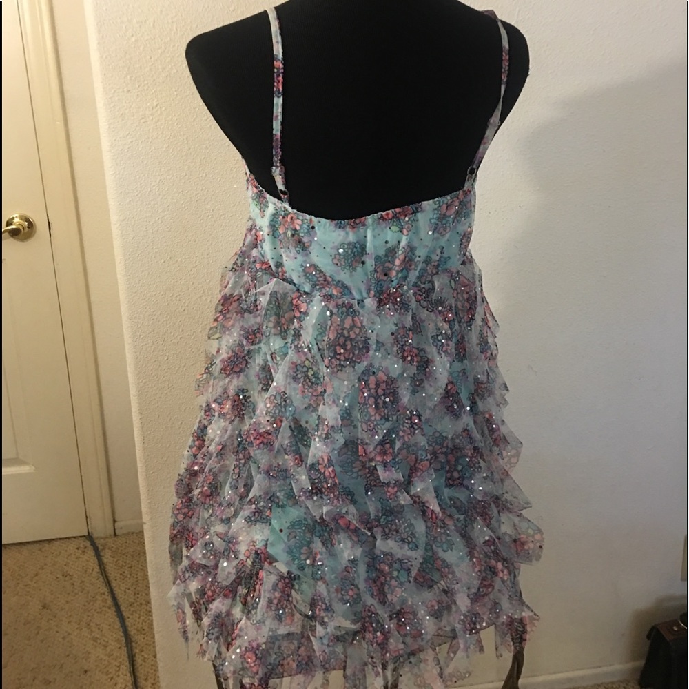 Justic - Picture 2 of 5